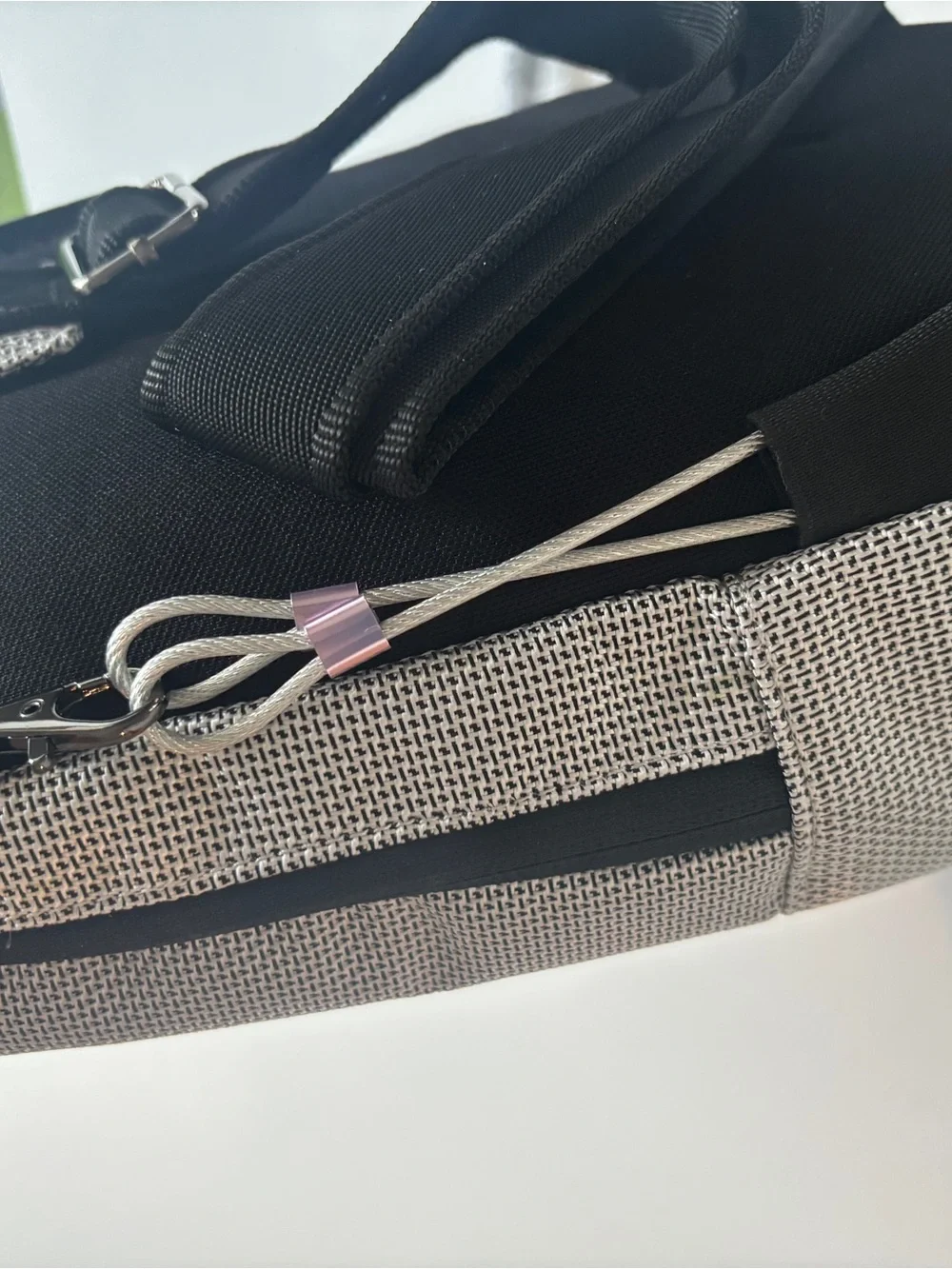 Sherpani Silver Gray Metro Sling Pack